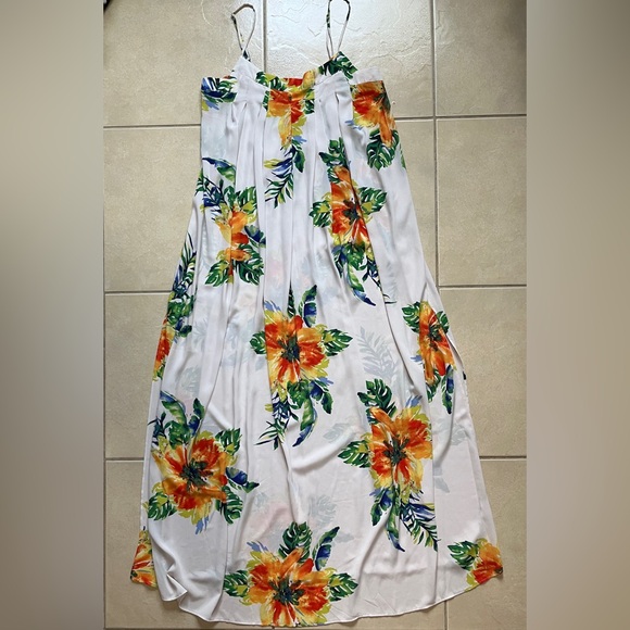 Ark & Co Dresses & Skirts - ARK & CO FULL LENGTH SPAGHETTI STRAP MULTI-FLORAL PRINT MAXI DRESS SIZE, L Beach